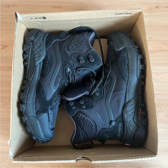 Vans Crestline GORE-TEX Shoe
Waterproof Women 7.5 US - Picture 8 of 14